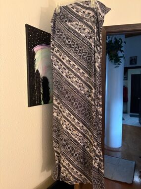 Ultra Flirt Black and White Patterned Maxi Skirt